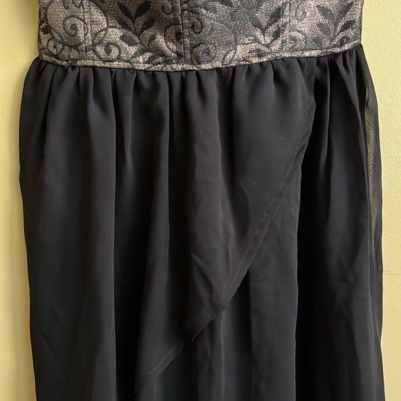 DYNAMITE Gold & Black Bodice Mini Dress - XS - Picture 4 of 13